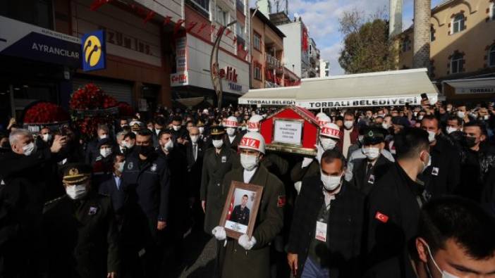 Şehit Uzman Çavuş Mehmet Özbent İzmir'de son yolculuğuna uğurlandı