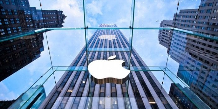 Apple'dan Parler uygulaması için flaş adım