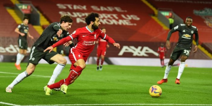 Liverpool, Manchester United karşısında fırsatı kaçırdı