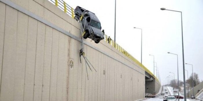 Karda kaydı köprüde asılı kaldı. Meğer aracı sadece 10 dakika önce almış