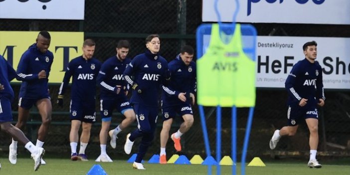 Mesut Özil ilk idmanına çıktı