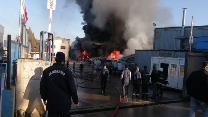 Gebze’de fabrika yangını