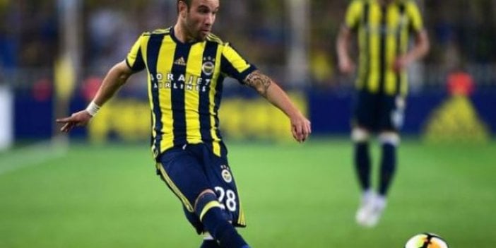 Fenerbahçe'de 8 futbolcuyla yollar ayrılıyor