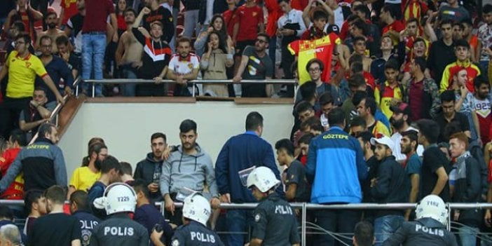 Voleybolda İzmir derbisinde olay çıktı