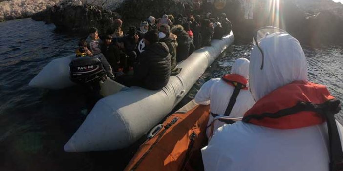 İzmir'de kaçak göçmenler kurtarıldı