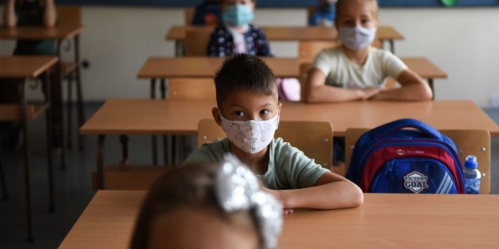 Bilim Kurulu Üyesi Serap Şimşek Yavuz kötü haberi verdi: Okulların açılması bu nedenle ertelenecek