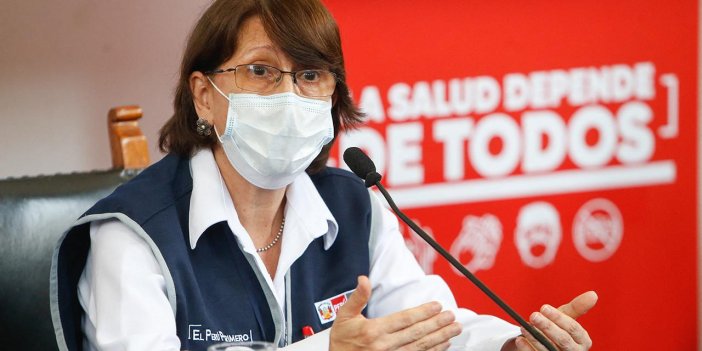 Peru Sağlık Bakanı istifa etti. Ülkede aşı yokken eski devlet başkanı aşı olmuştu