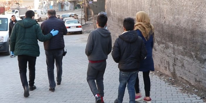 Gaziantep'te 5 çocuğun çığlık sesleri odada yankılandı. Annelerinin katledilişini çaresizce izlediler