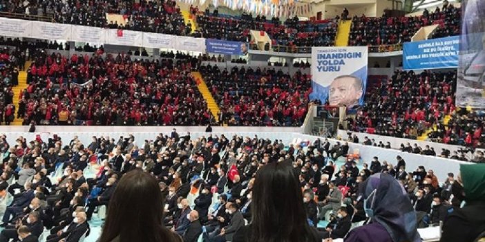 Trabzon Valisi AKP il kongresini görmedi böyle dedi. Aile, komşular, akrabalar bir araya gelmiş nişan yapılmış. Allah rızası için daha ne diyelim.