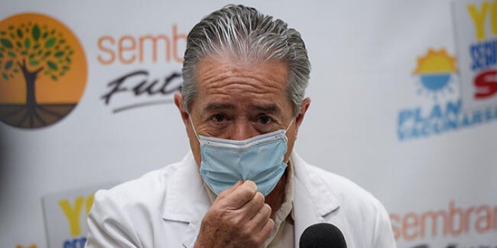 Bir eksik demokrasi ülkesi olan Ekvador'da da aşı torpili yapan sağlık bakanı istifa etti