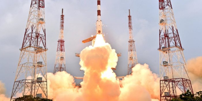 Hindistan'dan uzaya yeni uydu