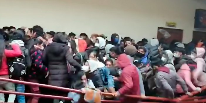Bolivya'da korkuluk kırıldı öğrenciler 16 metreden yere çakıldı. Üniversitede facia: 7 ölü