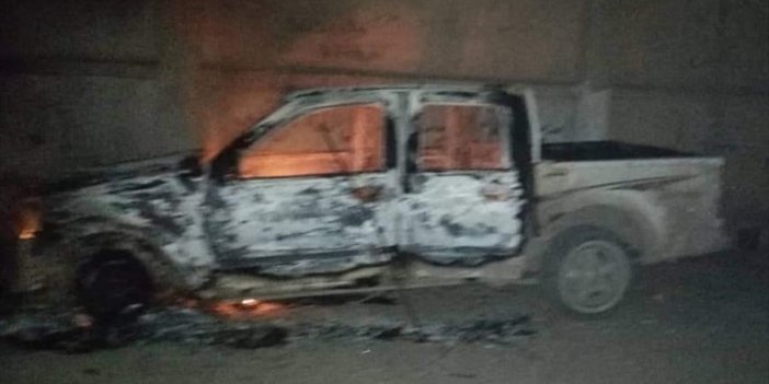 Alçak terör örgütü PKK hastane bastı 7 sağlıkçıyı rehin aldı. Araç ve motosikletleri ateşe verdi