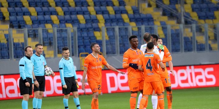 Medipol Başakşehir 10 maç sonra güldü
