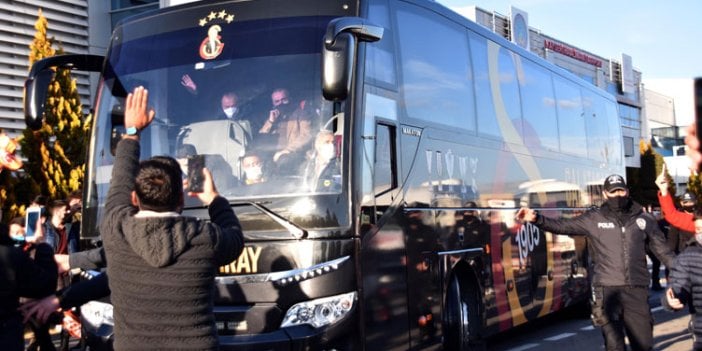 Galatasaray'ı Kayseri'de taraftarlar karşıladı