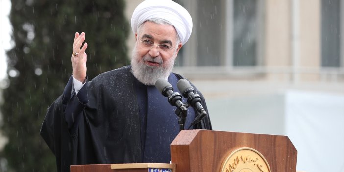 Ruhani: Yaptırımların kaldırılmasının geciktirilmesi ihanettir