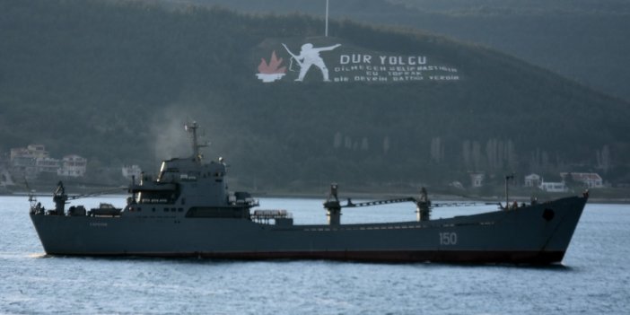 Rus savaş gemisi, Çanakkale'den geçti