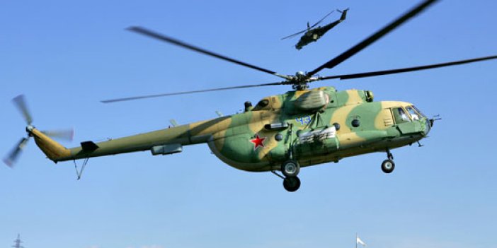 Askeri helikopter inerken düştü: 9 ölü