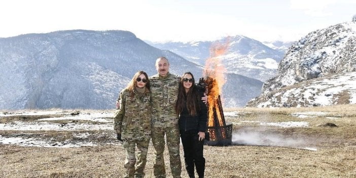 Azerbaycan Cumhurbaşkanı Aliyev, Nevruz ateşini işgalden kurtarılan Şuşa'da yaktı