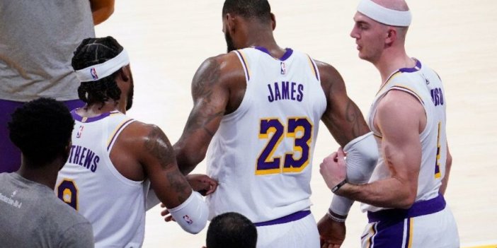 Lakers'ta Lebron James şoku