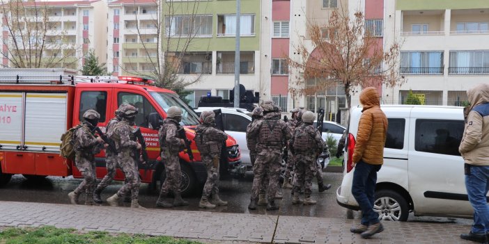 Diyarbakır'da apartmanda silahlı çatışma. Kadın için kan aktı