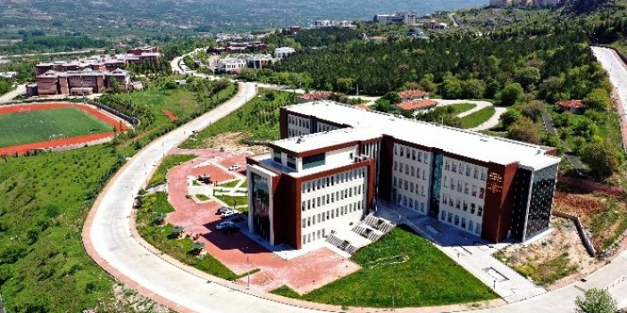 Üniversite 3 Öğretim Üyesi için ilan verdi