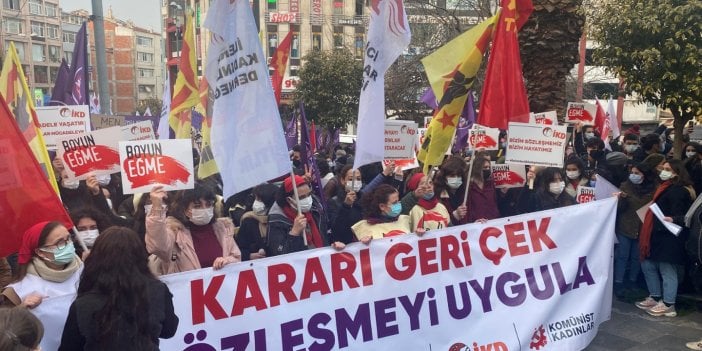 Kadıköy'de İstanbul Sözleşmesi protestosu