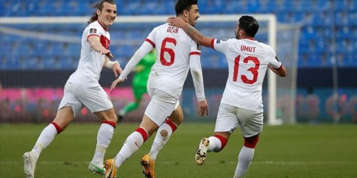 Türkiye - Letonya maçının biletleri karaborsaya düştü