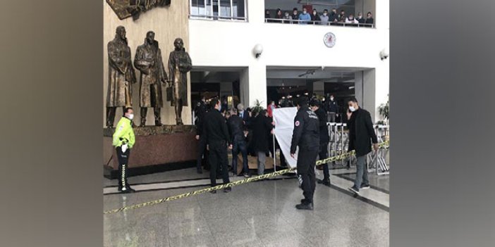 Bakırköy Adalet Sarayı'nda intihar girişimi