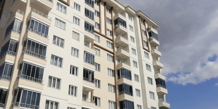 8 kişi pozitif çıkınca apartman karantinaya alındı