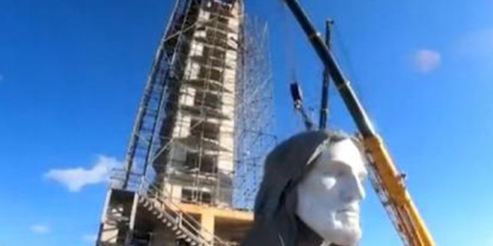 43 metrelik İsa heykelinin baş kısmı tamamlandı