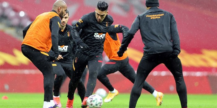 Galatasaray'da Radamel Falcao ameliyat edildi