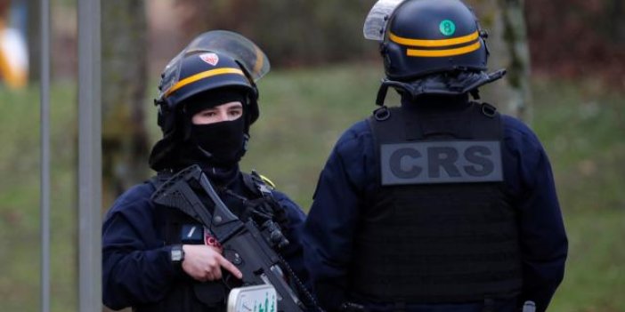 Paris'te silahlı saldırı: 1 ölü, 1 yaralı