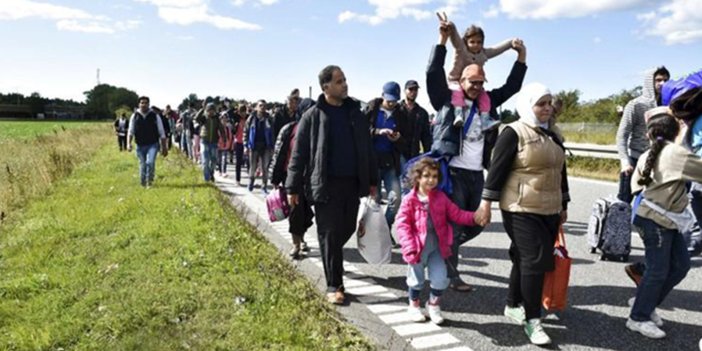 Bir Avrupa ülkesi Suriye güvenli diyerek 189 sığınmacıyı geri gönderdi. Bizde Suriyeli sayısı 4 milyonu bulurken