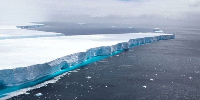 Korkutan gelişme. Dünya'nın en büyük buzulu A68 parçalara ayrılarak yok oldu