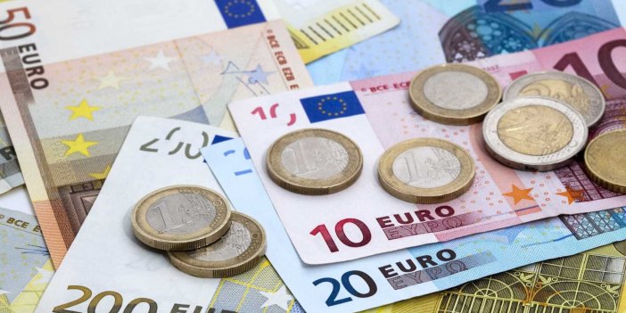 Dolar derken bombayı euro pattı. Bir euro bakın kaç lira oldu