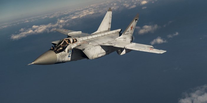 Karadeniz gerginliği devam ediyor. ABD ve Rus savaş uçakları karşı karşıya geldi
