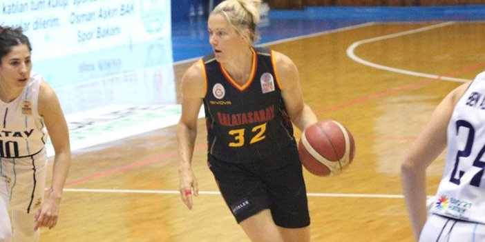 Galatasaray Kadın Basketbol Takımı'na kötü haber