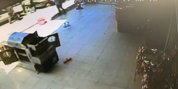 Ankara'da yerinden fırlayan rögar kapağı kadını hastanelik etti. Patlama sesi herkesi ürküttü