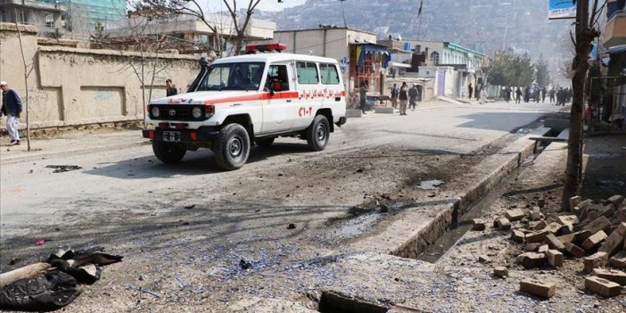 Afganistan'da bombalı saldırı: 4 sivil öldü