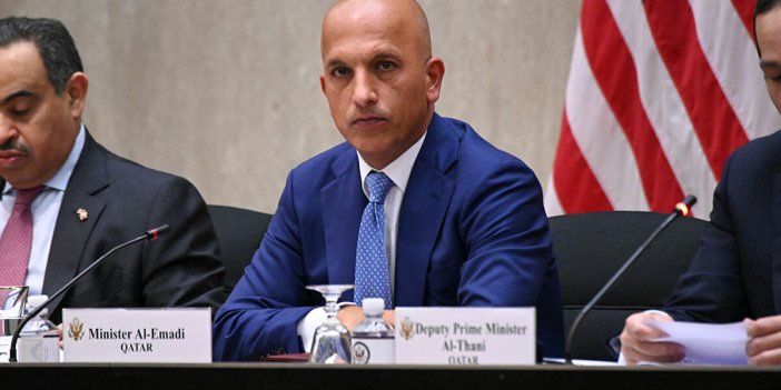 Katar Maliye Bakanı zimmetine para geçirme suçlamasıyla gözaltına alındı