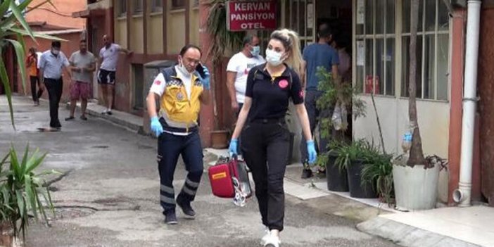 Antalya'da bir kişi pansiyonda ölü bulundu