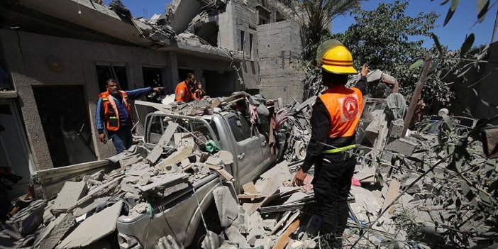 İsrail katlediyor dünya seyrediyor. Şam Kapısı’nda Filistinlilere saldırı