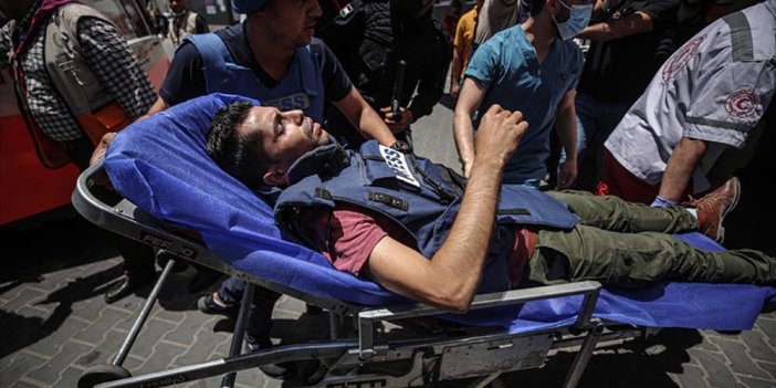 Anadolu Ajansı kameramanı Muhammed Dahlan İsrail saldırısında yaralandı