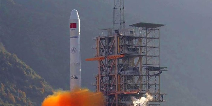 Çin uzay mekiği fırlatılışını erteledi