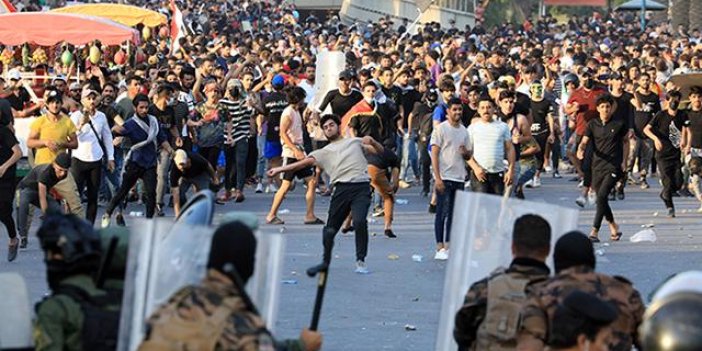 Bağdat'ta göstericilere ateş açıldı