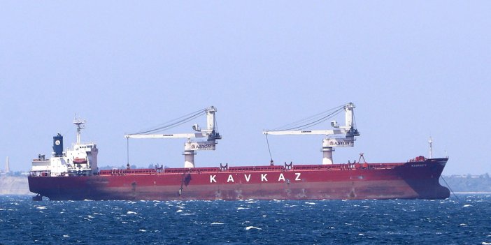 Çanakkale'de yük gemisi arızalandı