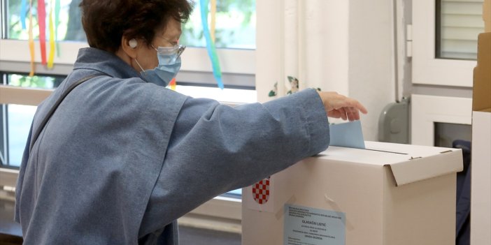 Hırvatistan'da yerel seçimlerin ikinci turu başladı