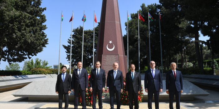 Karaismailoğlu: Karabağ'ın imarında Azerbaycan'la birlikte çalışacağız