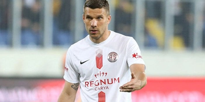 Podolski, Ersan Gülüm, Sam ve Drole'e güle güle